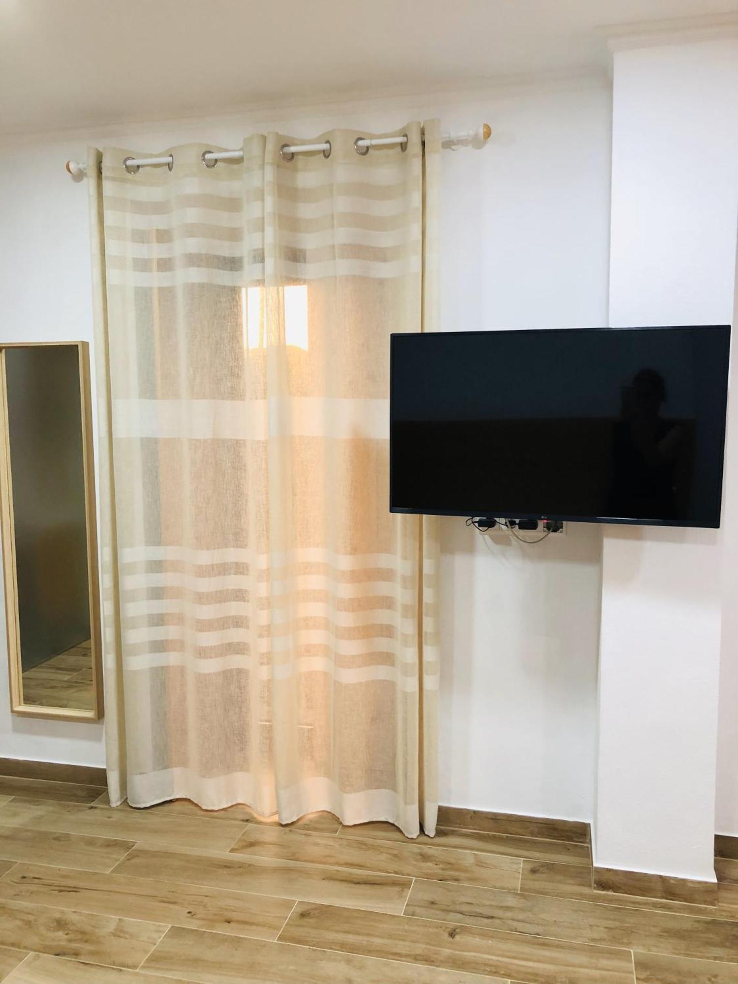Amu- Apartamentos Misterios Da Urzelina Kültér fotó