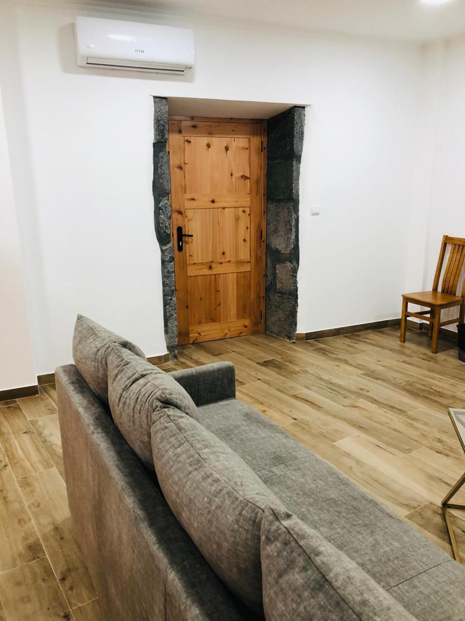 Amu- Apartamentos Misterios Da Urzelina Kültér fotó