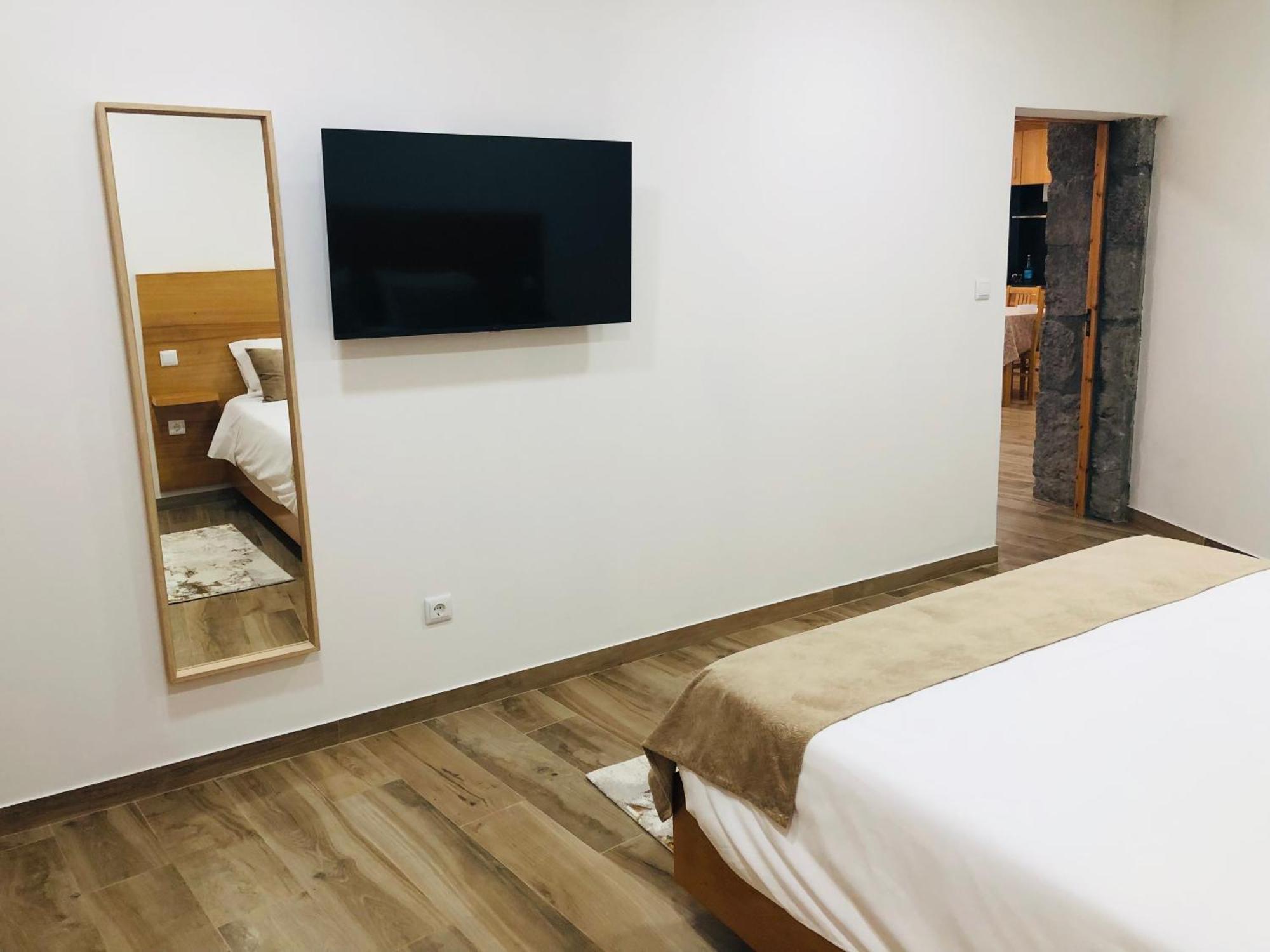 Amu- Apartamentos Misterios Da Urzelina Kültér fotó